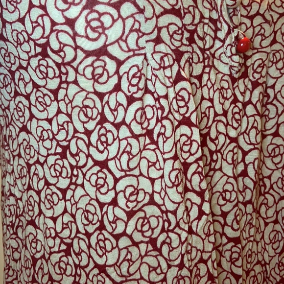 Solemio Rose Print Puff Sleeve Knit Top w Buttons - Picture 7 of 7